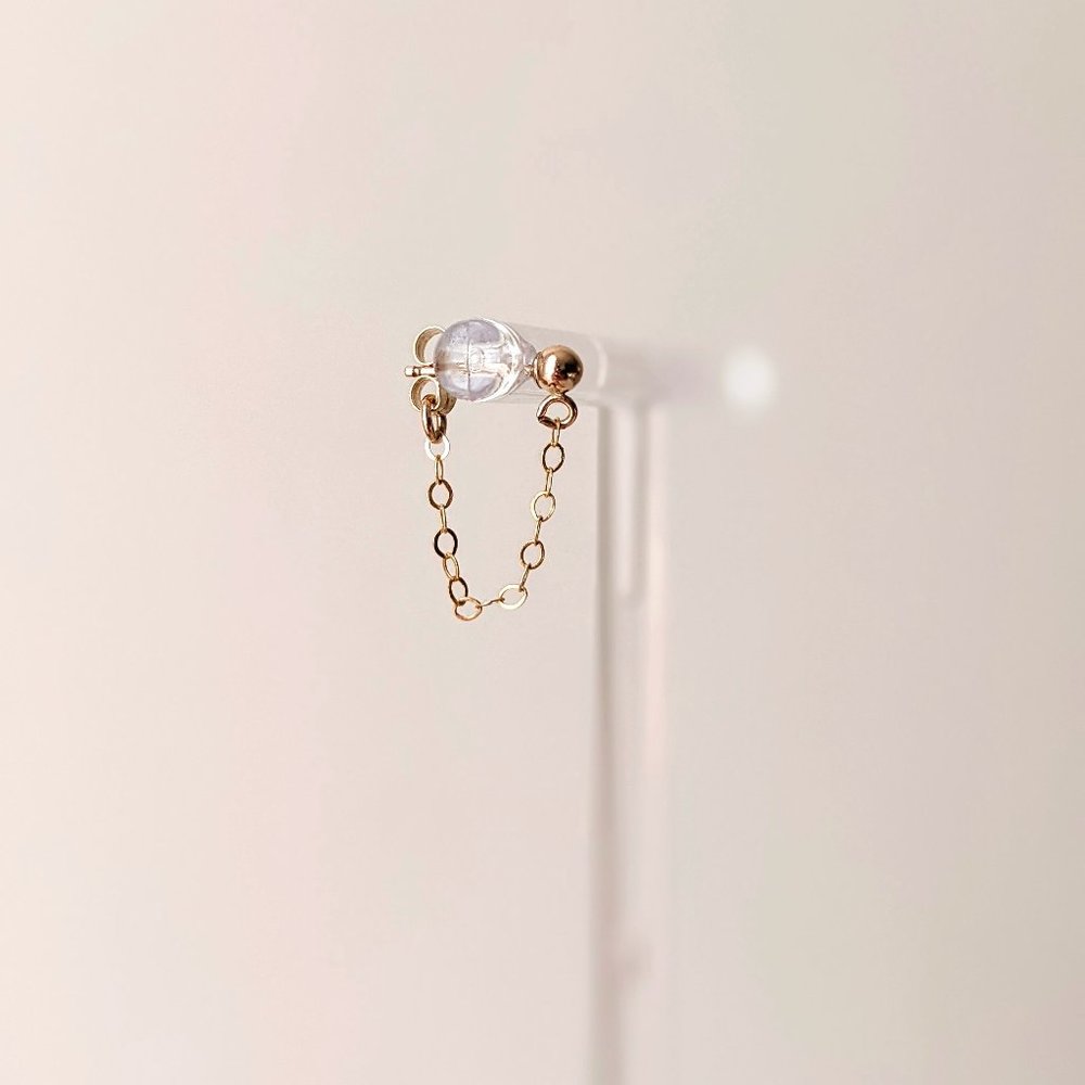 Devin Simple Chain Studs - Picture 2 of 3
